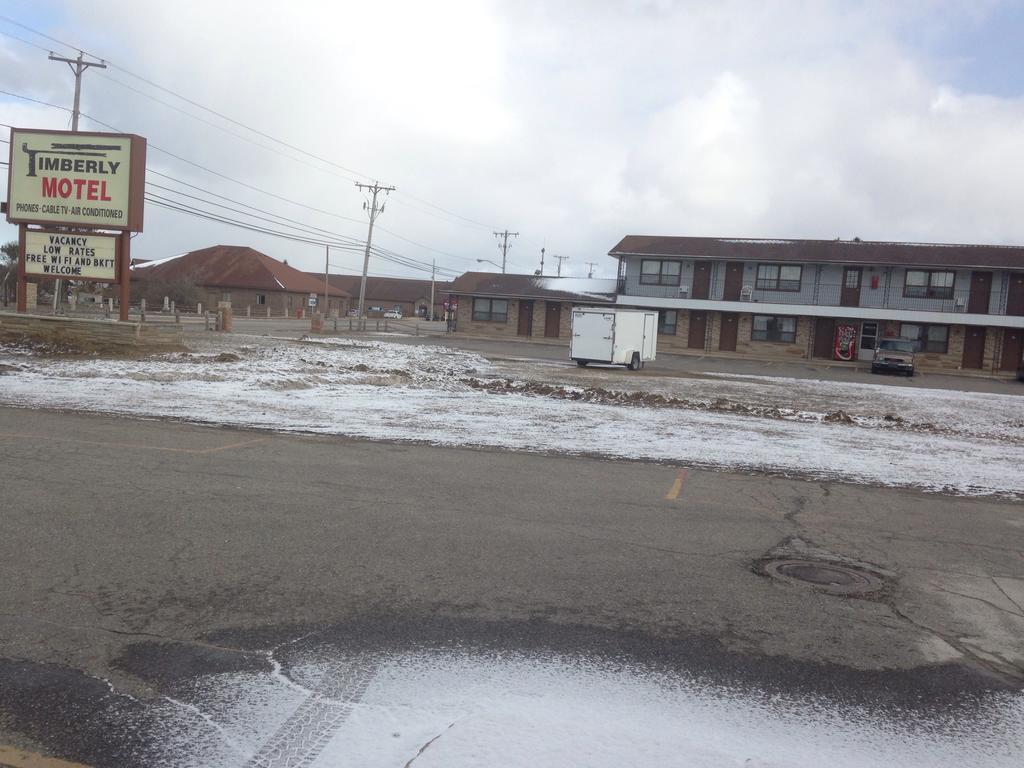 Timberly Motel Gaylord Exteriér fotografie