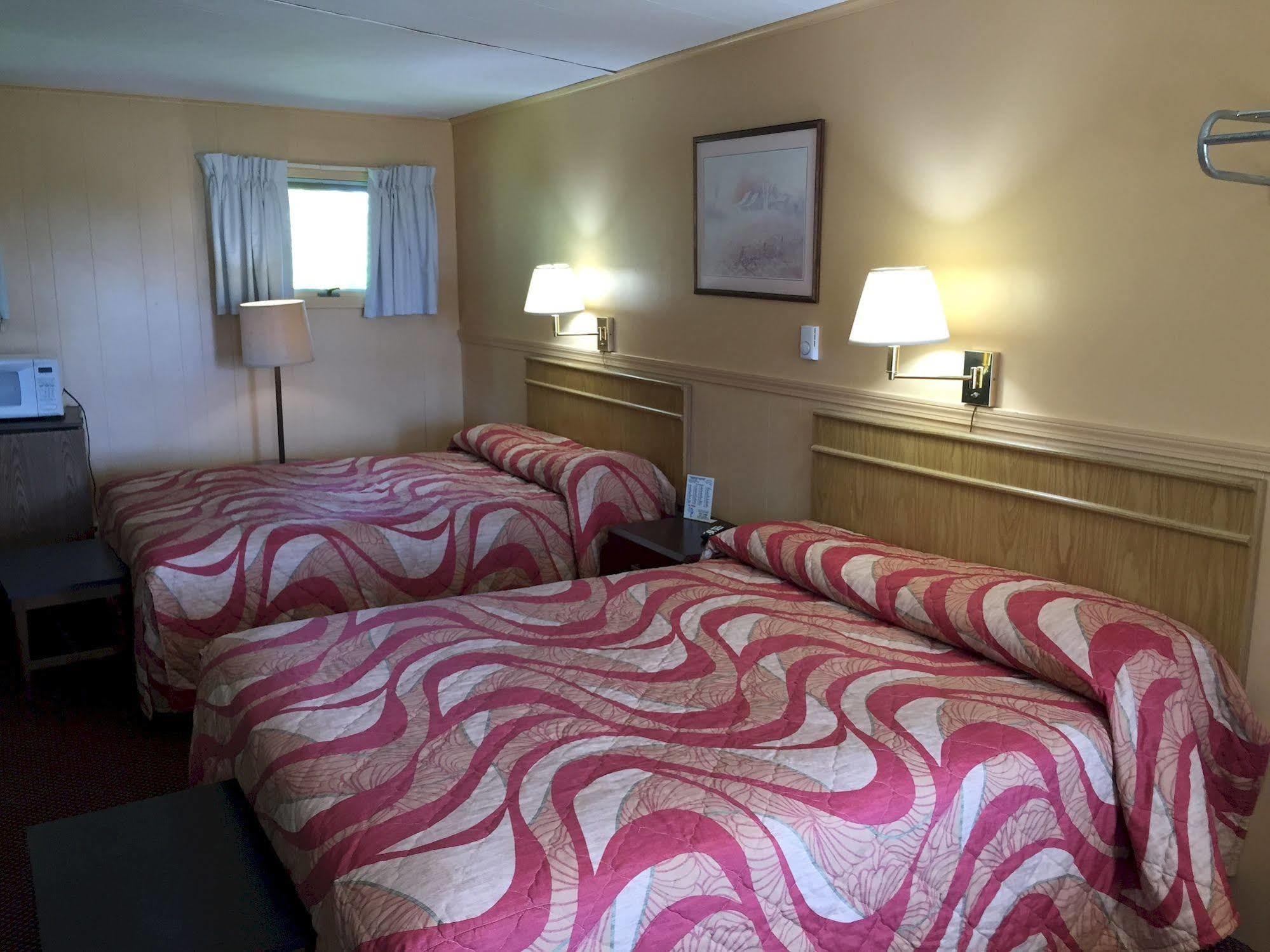 Timberly Motel Gaylord Exteriér fotografie